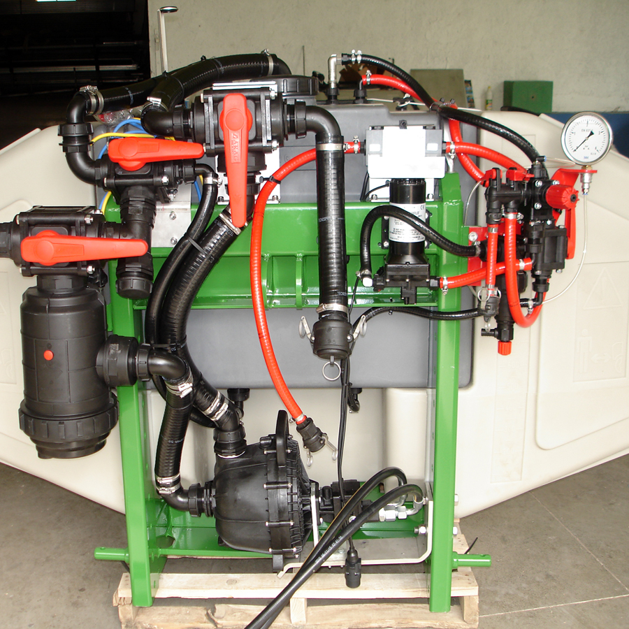 Tecnospra Europa. Unit of loading, transfer and agitation with hydraulic centrifugal pump.